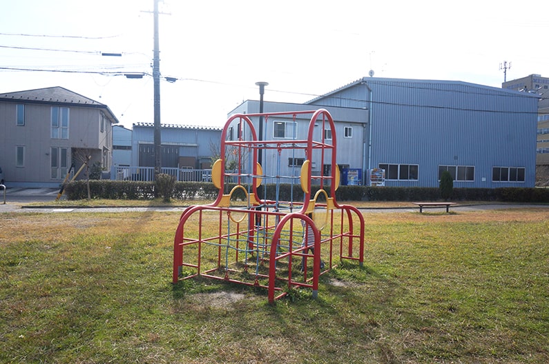 春日井市段下公園は楽しい遊具がいっぱい！自転車の練習にもおすすめ。